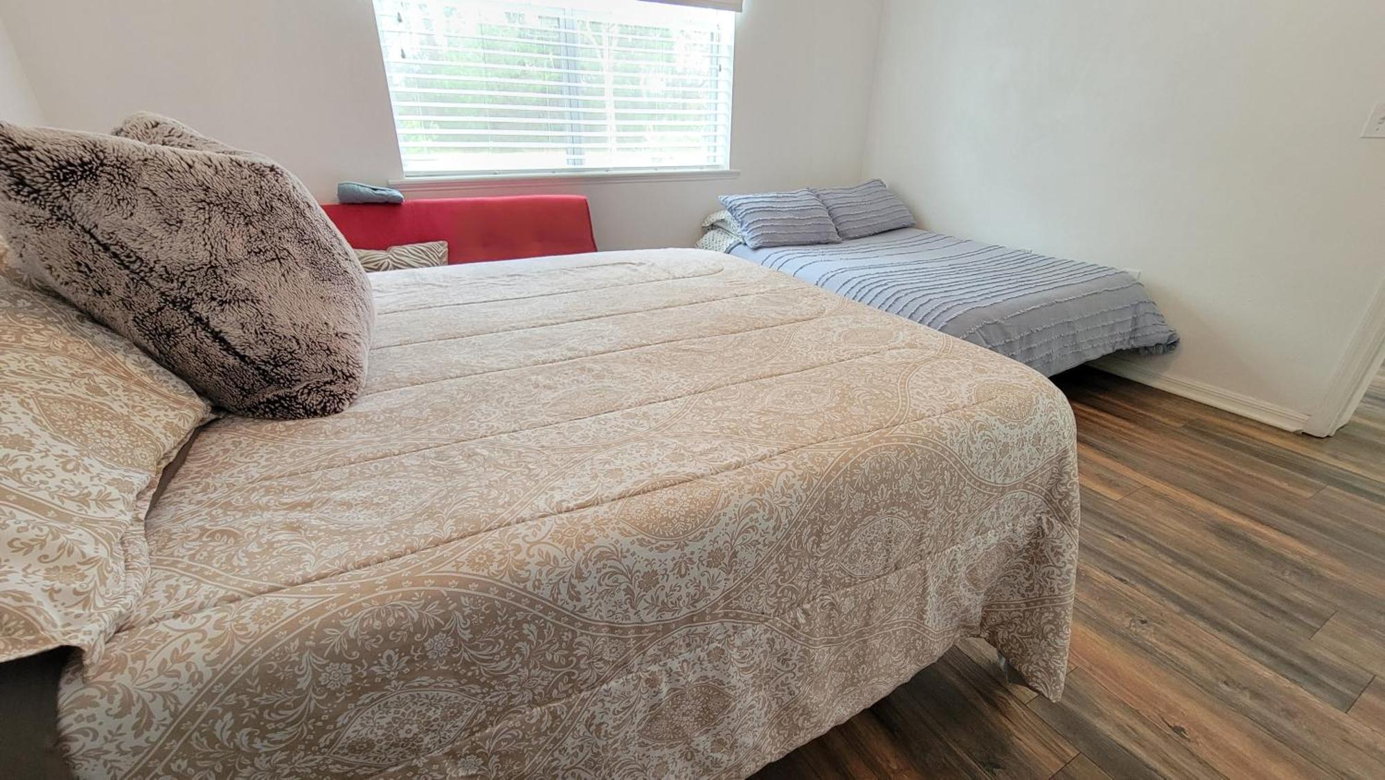 2 Master Suite Apartment Near North Florida Regional Med, Uf Health, & Mall 盖恩斯维尔 外观 照片